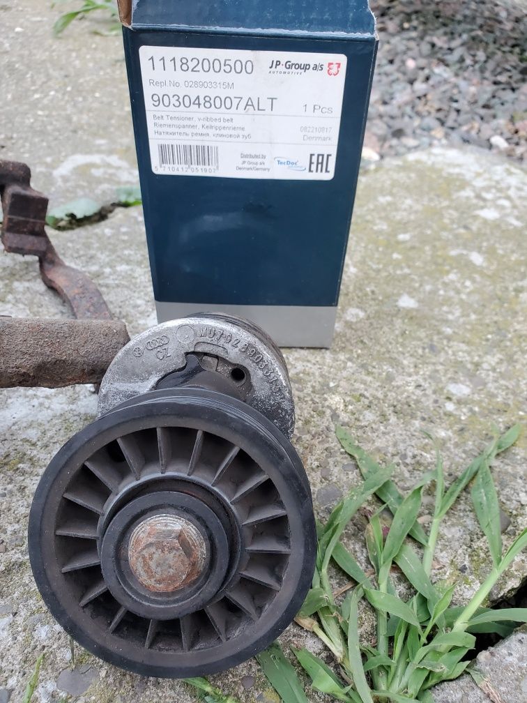 Розходомір повітря (дмрв) 038 906 461 C на audi a4 passat b5 1.9 tdi