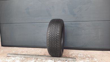 Continental 205/55 R16 AllSeasonContact