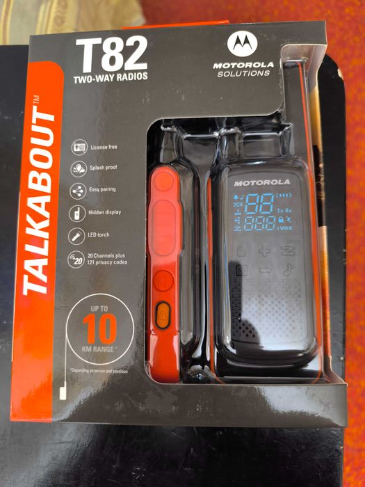 Рація Motorola T82
