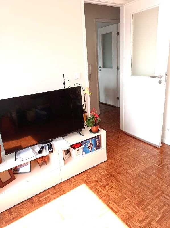 Apartamento T2 com boas áreas