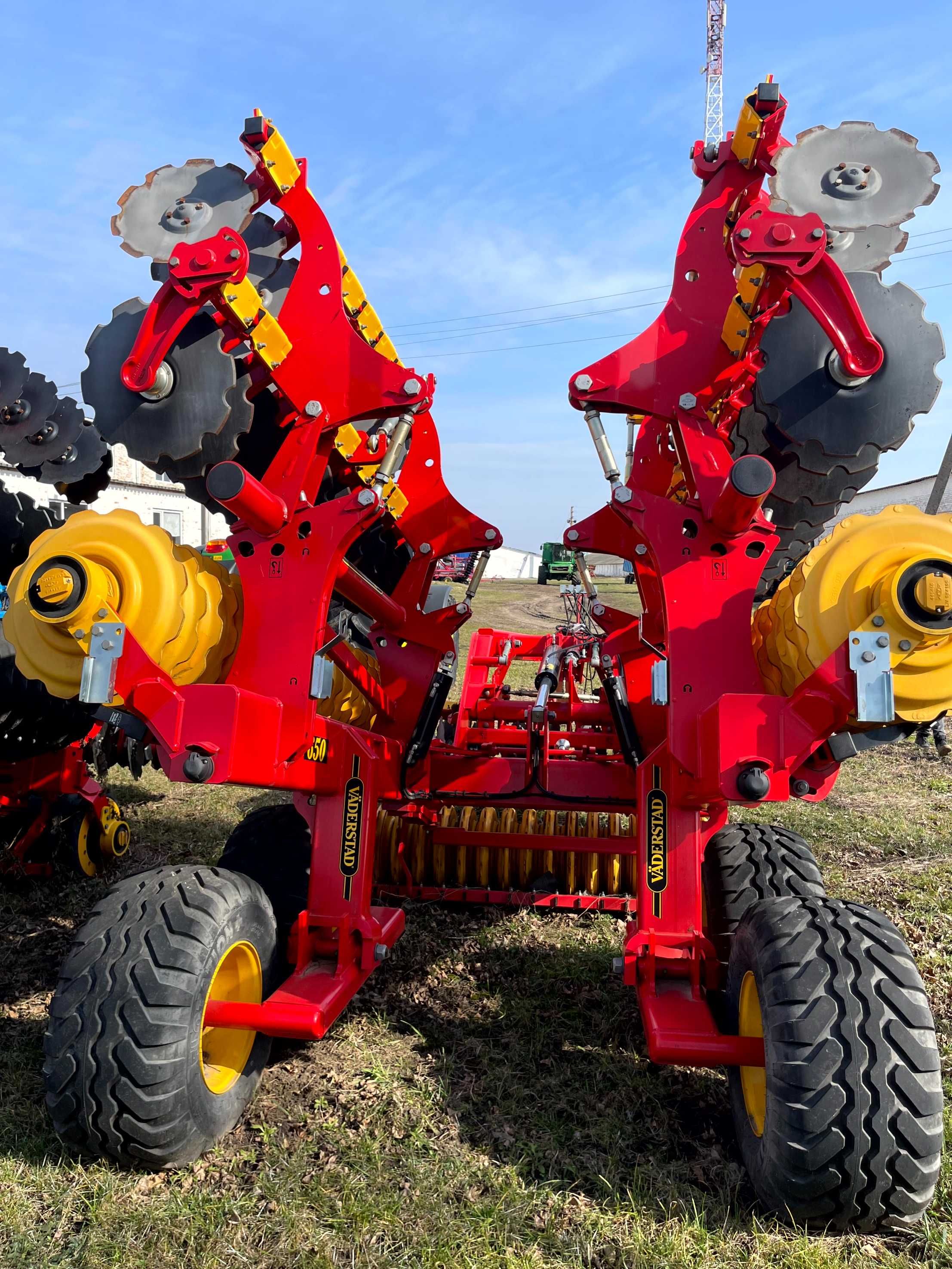 Дискова борона Vaderstad Carrier 650