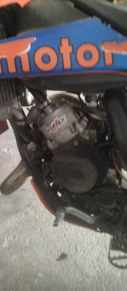 Moto de enduro criança