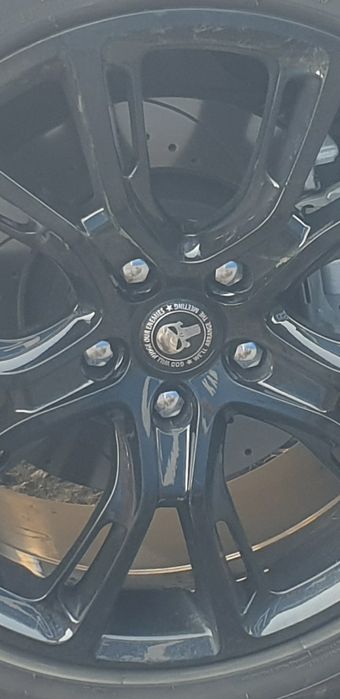 Jeep grand cherokee wk2 5.7