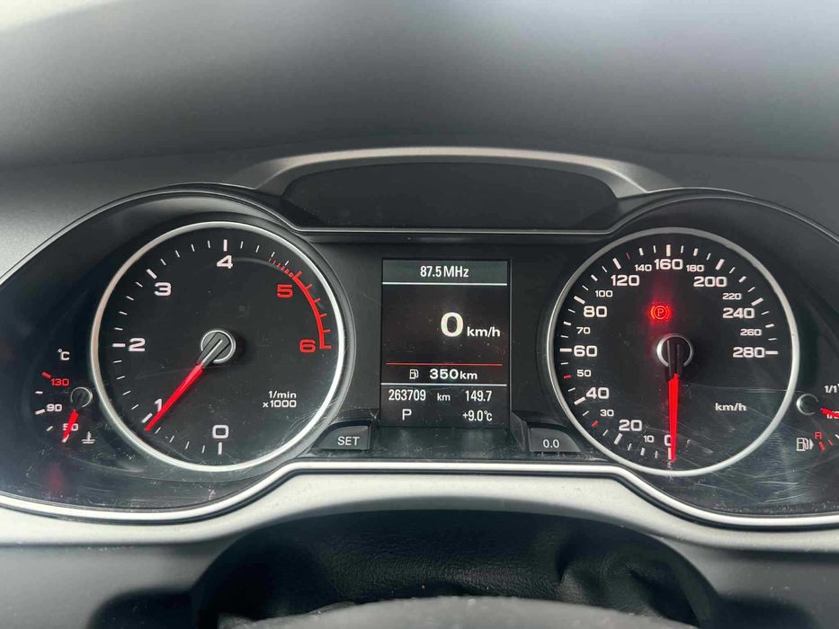 AUDI A4 B8 2015R 2.0 diesiel177km QUATTRO