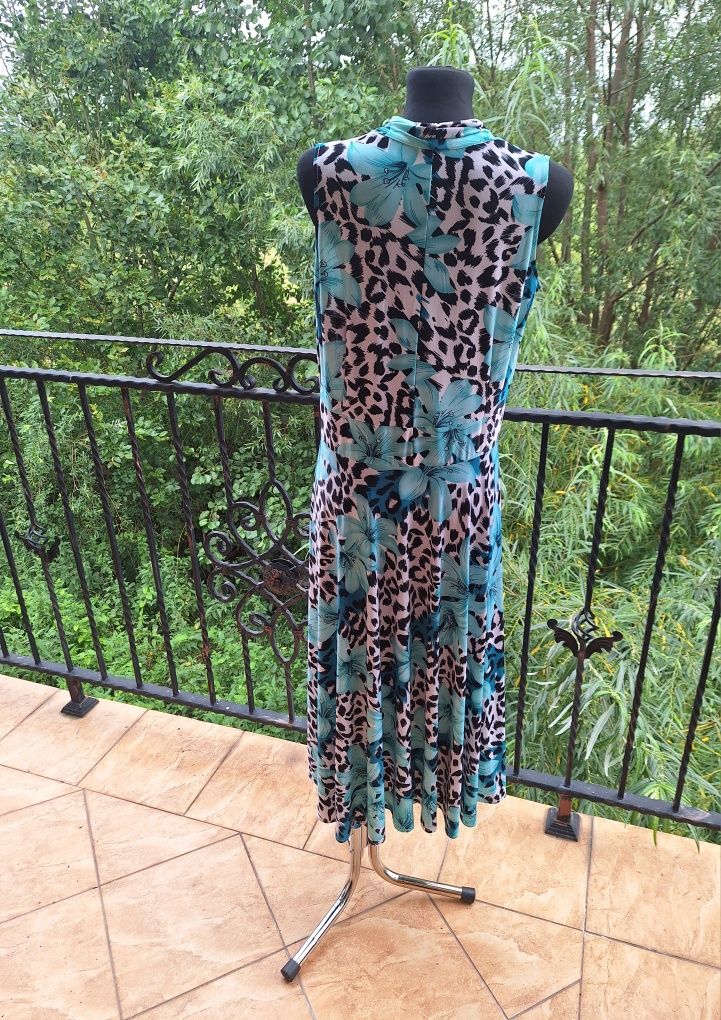 Długa sukienka maxi rozmiar XL 42 / XXL 44 / XXXL 46