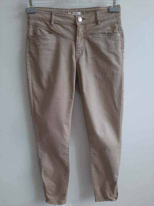 Beżowe spodnie Orsay XS