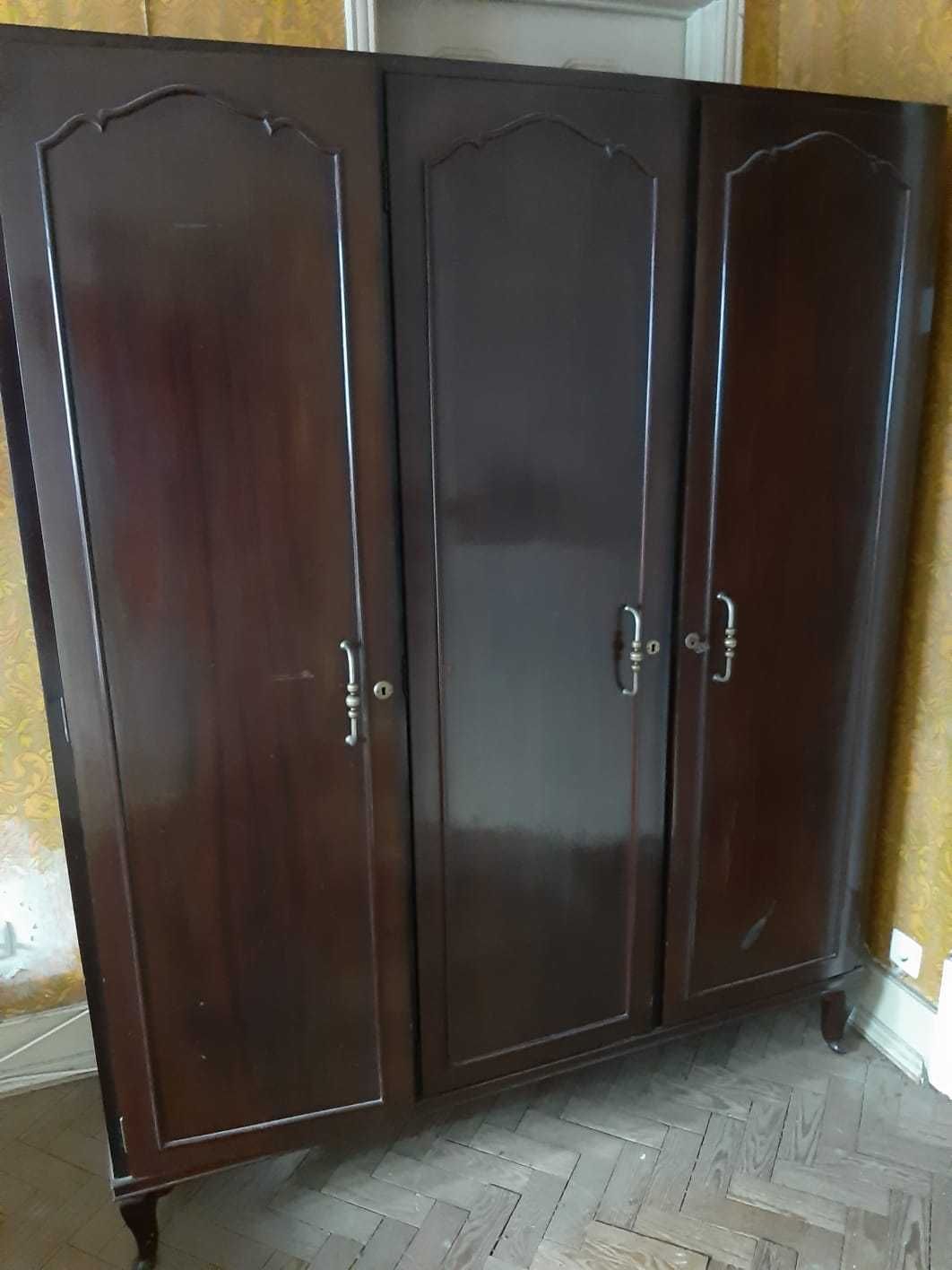 Roupeiro OLAIO vintage c/ 3 portas