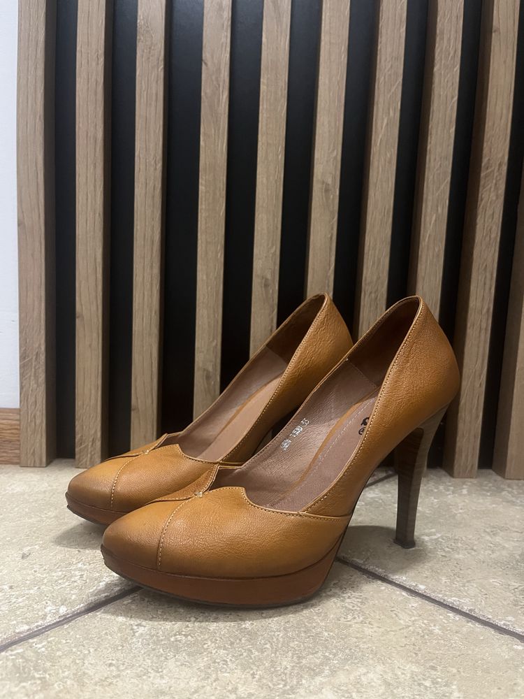 Buty na obcasie, Skóra naturalna, rozmiar 37, Senso, rudawe