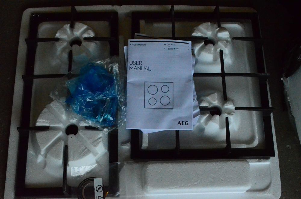 Płyta gazowa AEG HGB64400SM SREBRNA 59,5X51cm