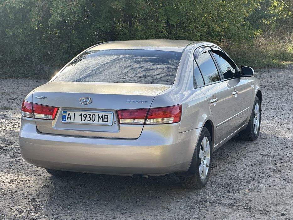 HYUNDAI Sonata 2.0 ГАЗ/Бензин