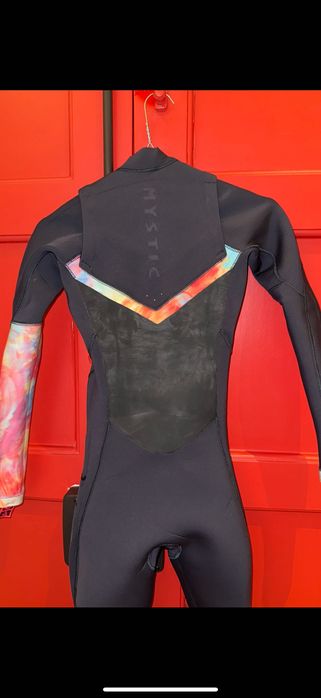 Mystic Fato de Surf WetSuit 3/2 mm women — Novo, com etiqueta