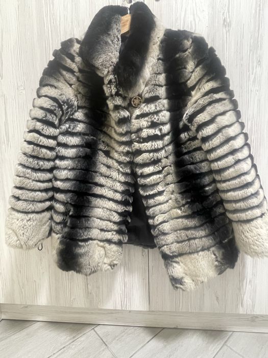 Шубка  коротка шиншила