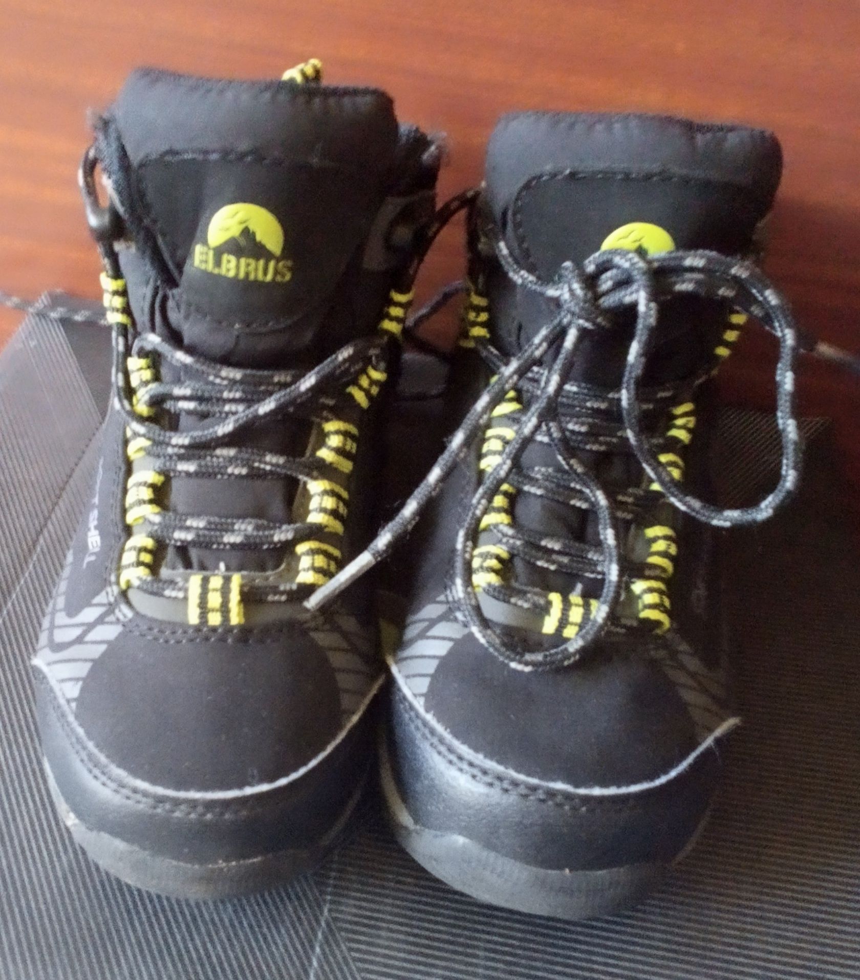 Buty zimowe trekingowe Elbrus rozmiar 28