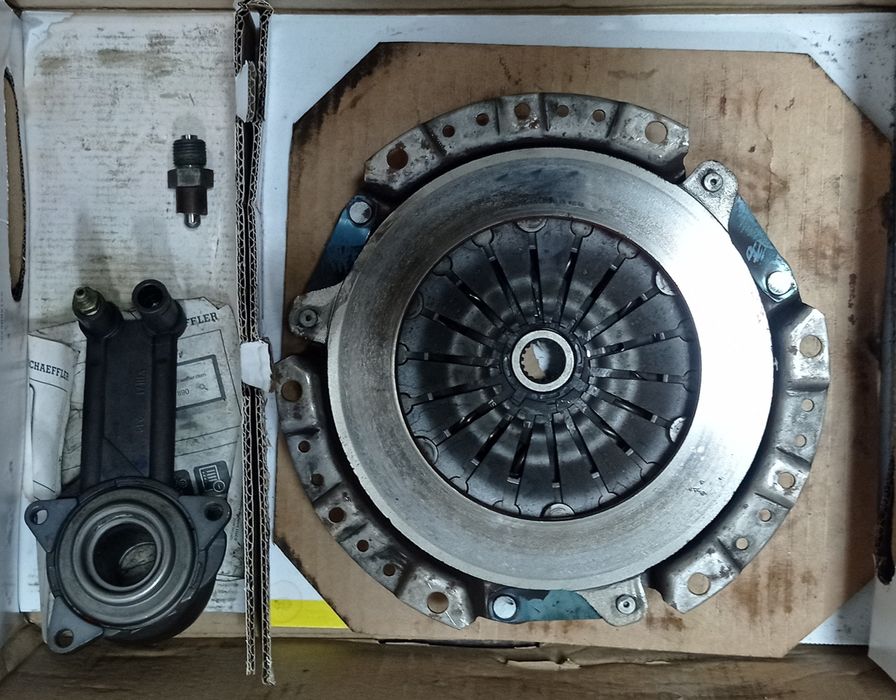 Kit Embraiagem Ford Fiesta 1.250 16V de  96 -  (completo)