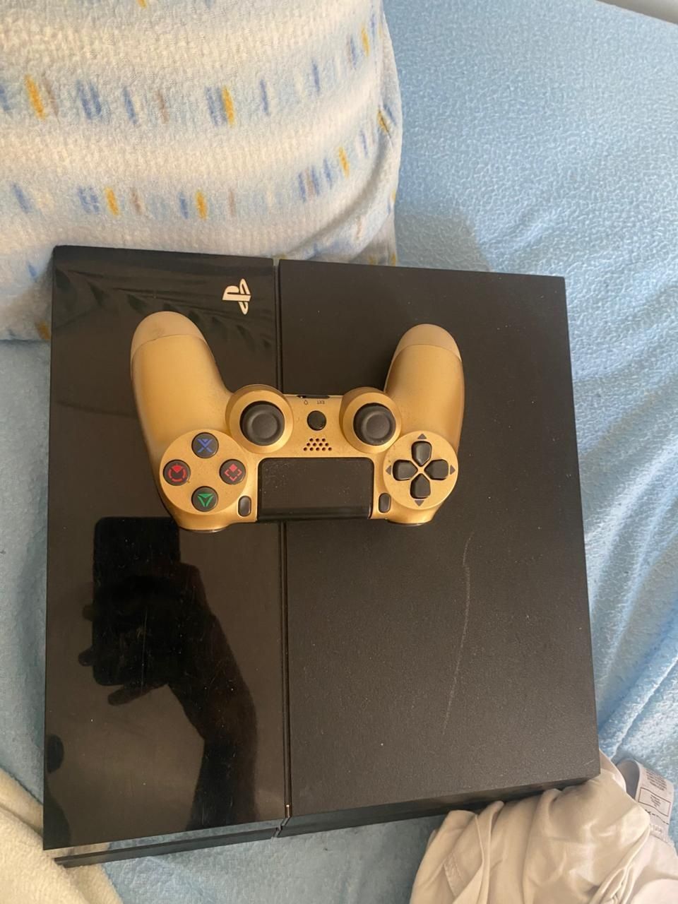 PS4 com um comando