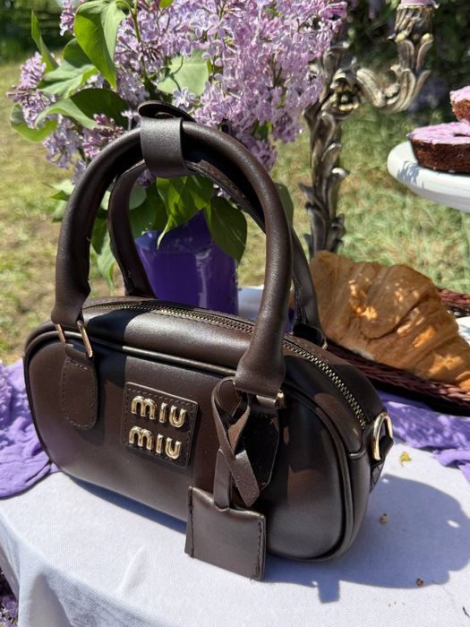 Клатч міу міу miu miu