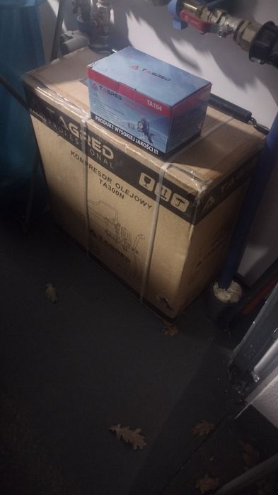 Kompresor olejowy Sprężarka renomowanej marki TAGRED