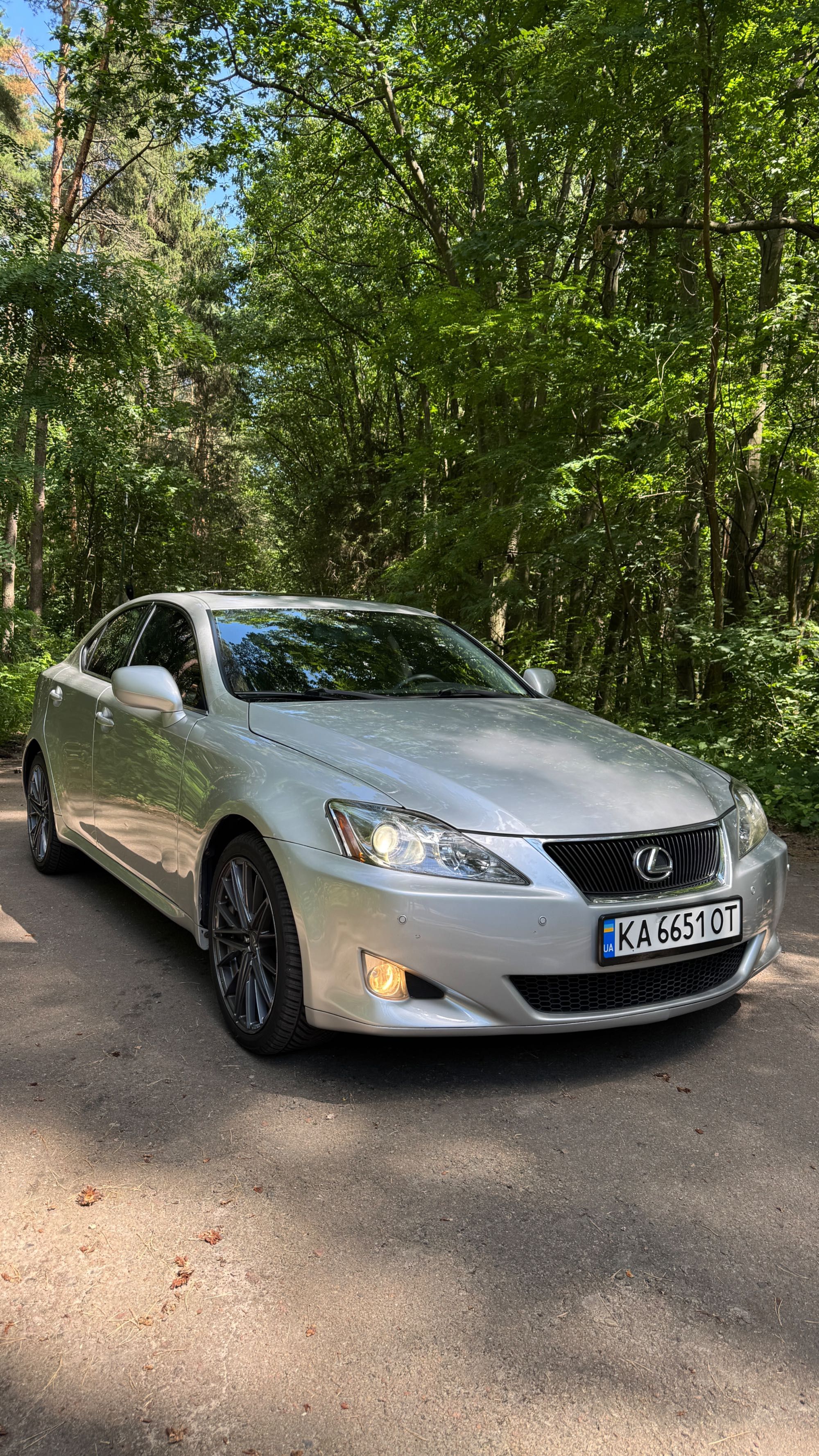 Продам Lexus is 250 awd 2007