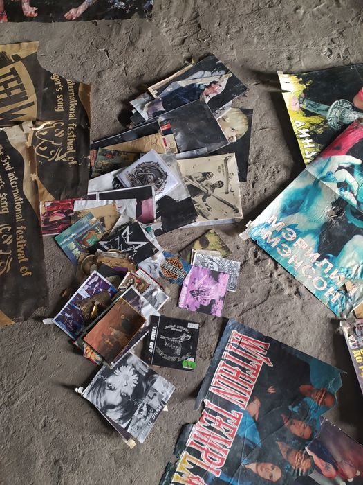 Вирізки з футболок рок