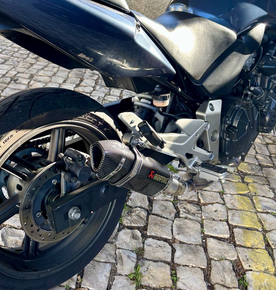 Ponteira Akrapovic