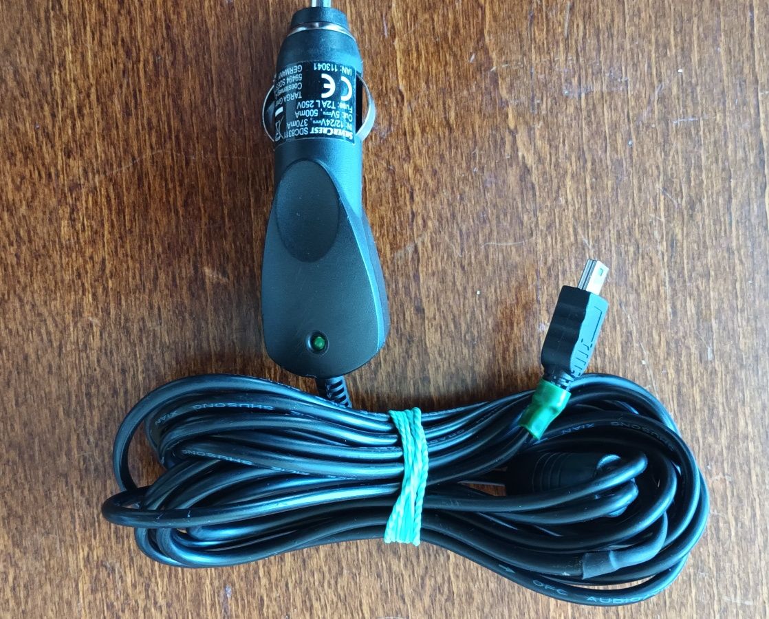 Kamera wideorejestrator samochodowy Xblitz DUAL. Niesprawny