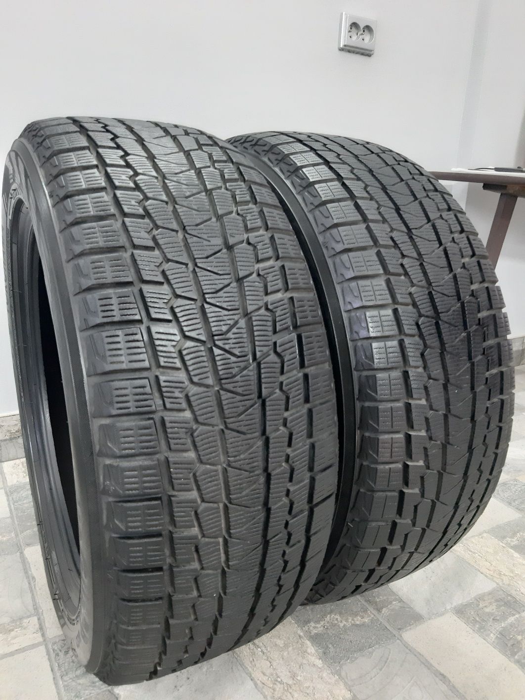 Зимова резина 225/50 R17 Yokohama ice guard ig53