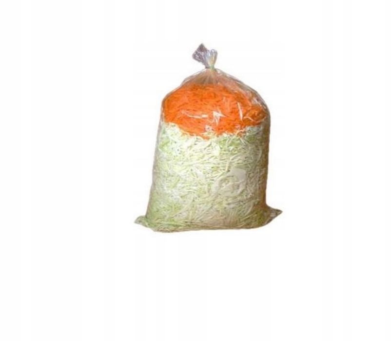 Kapusta szatkowana z marchewką