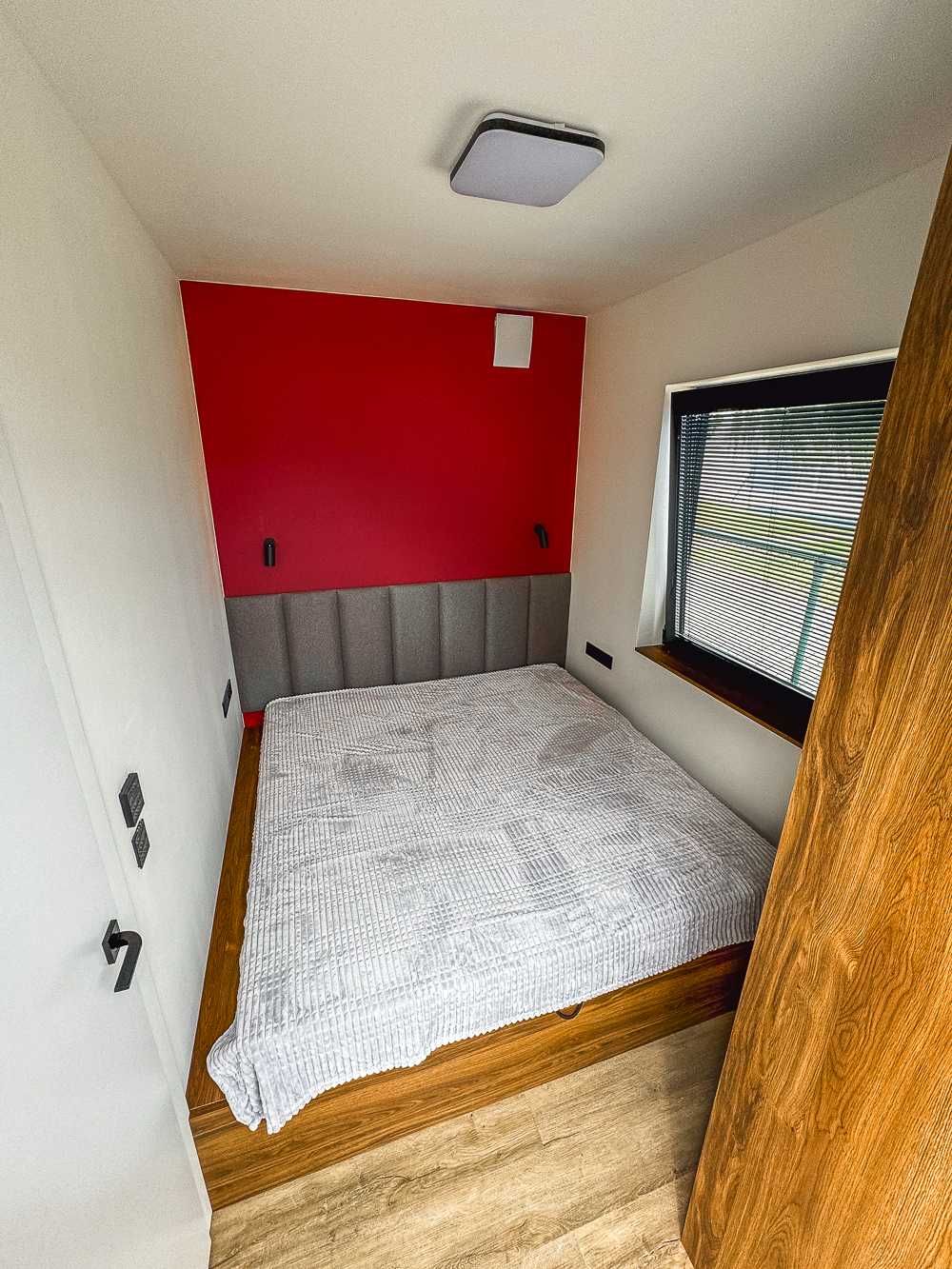 HOUSEBOAT PREMIUM 12m, pełna konstrukcja stalowa, z miejscem w marinie
