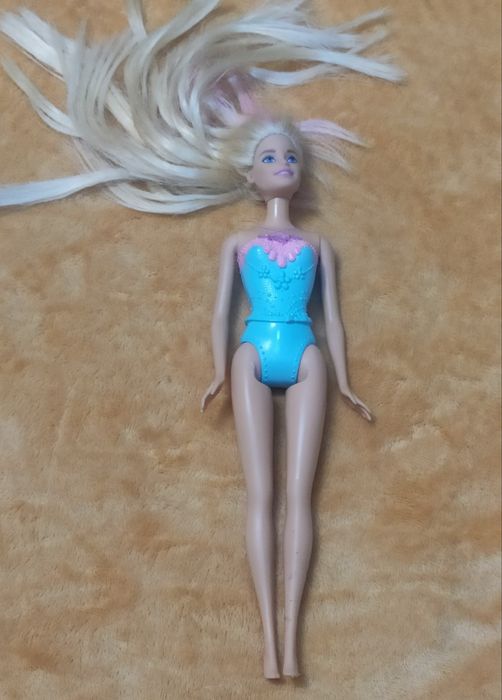 Оригінальна Barbie виробник Mattel