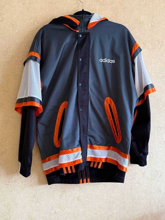 Вінтажний бомбер adidas