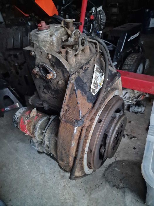 Wozidło budowlane wysoki wysyp 1t Ausa 108DA Uszkodzone FV23%