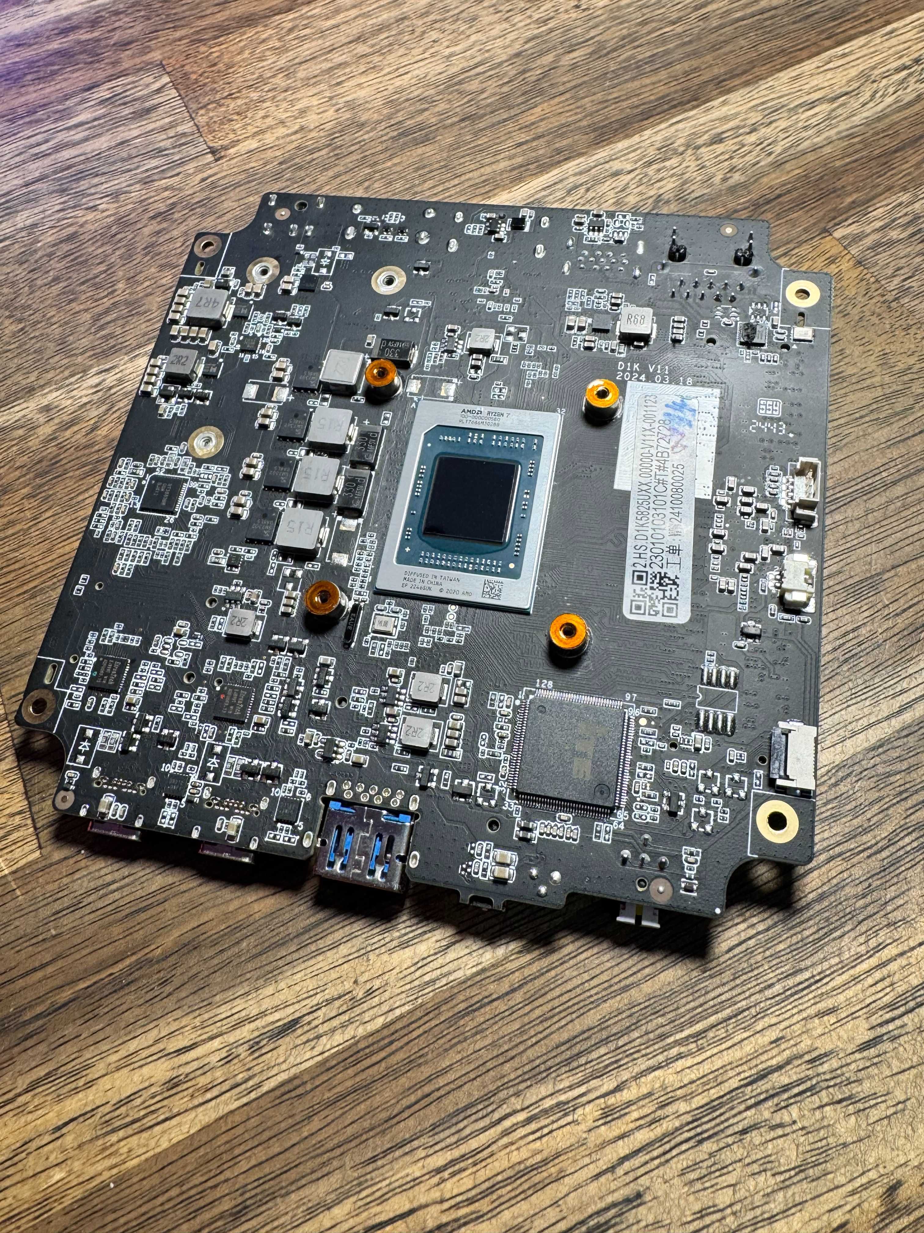 Komputer Blackview MP100 | 5825U uszkodzony