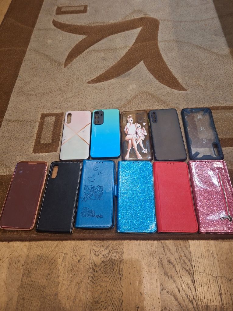Etui samsung i30s i 3 szkła hartowane