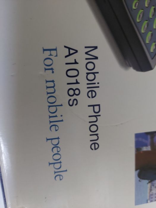 Telefone ericksson na caixa vintage telemóvel