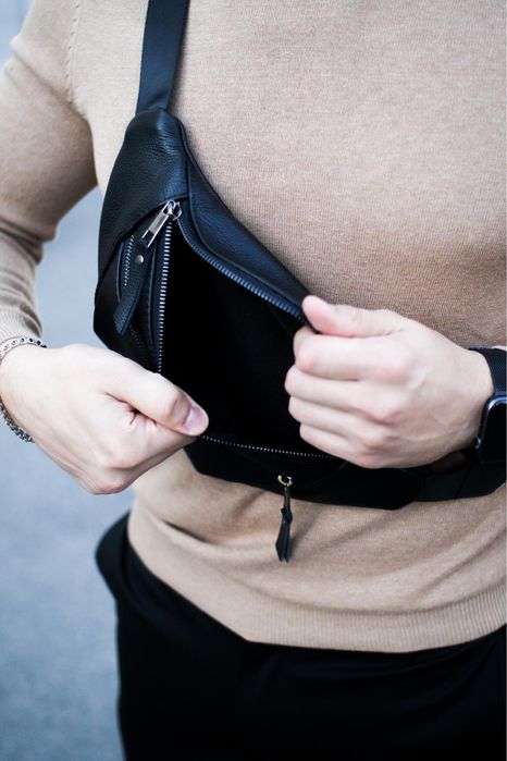 Шкіряна чоловіча сумка бананка, мужская кожаная бананка сумка барсетка