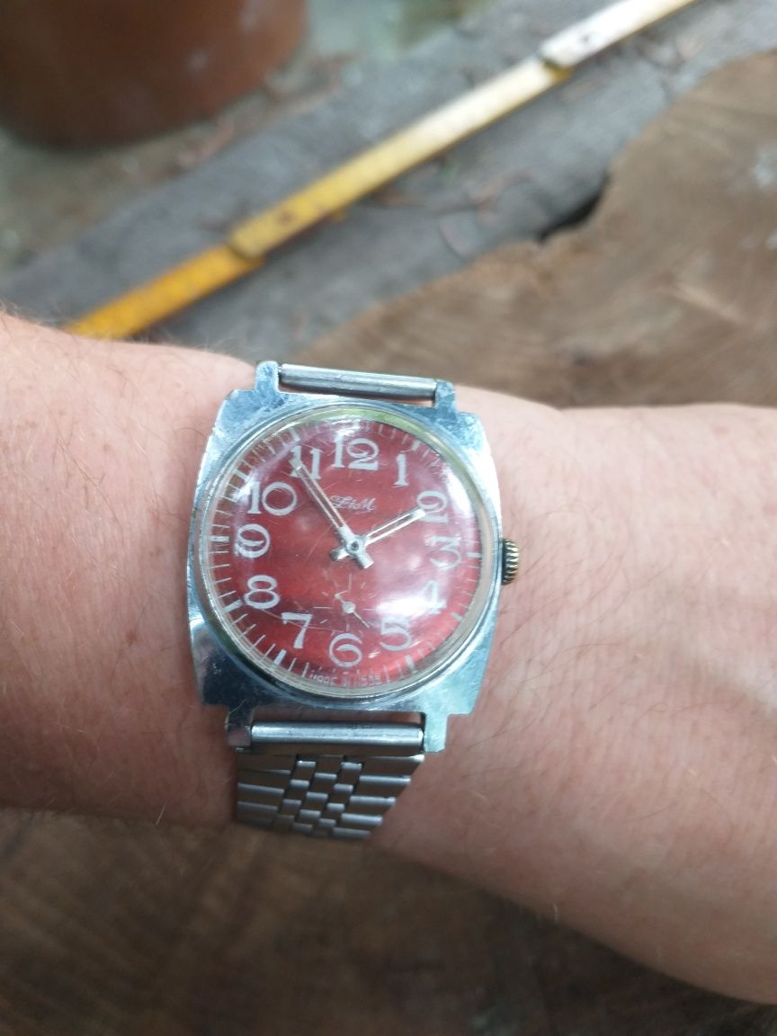 Stary zegarek mechaniczny Zim z subsekundą . Vintage.