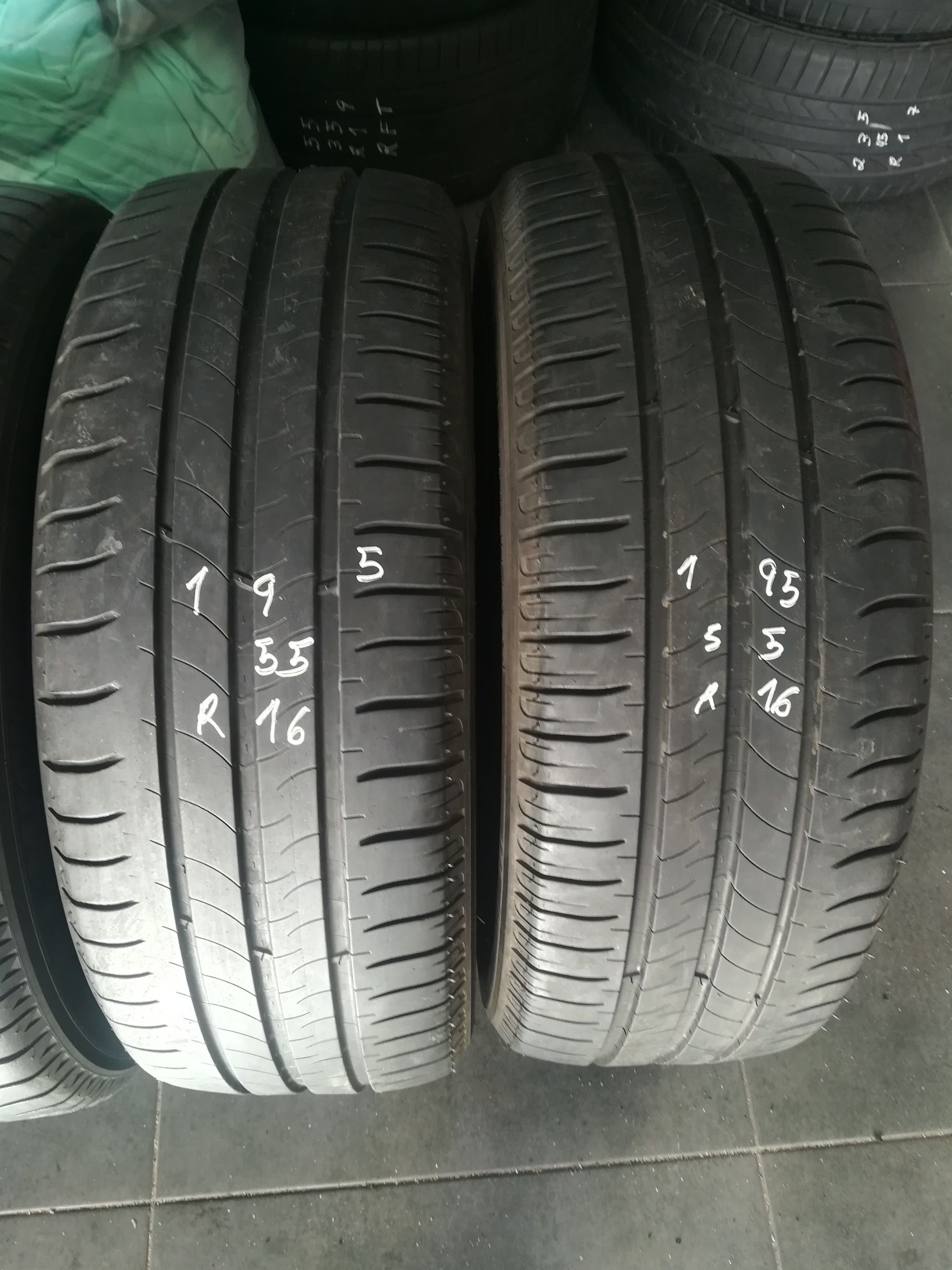 4 pneus 195 55 r16 Michelin