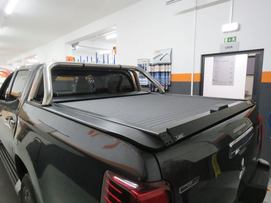 Cobertura Roll Cover Mitsubishi L200 + Cabine Dupla em preto matte