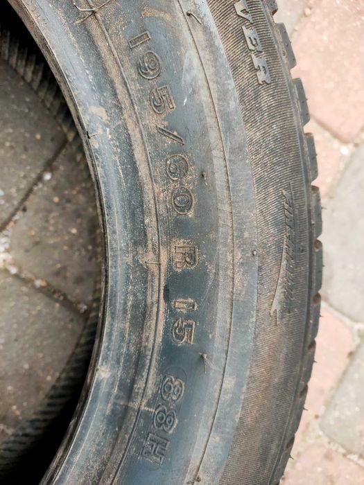 Opona letnia Firestone Firehawk 700 195/60/15 88H HP345