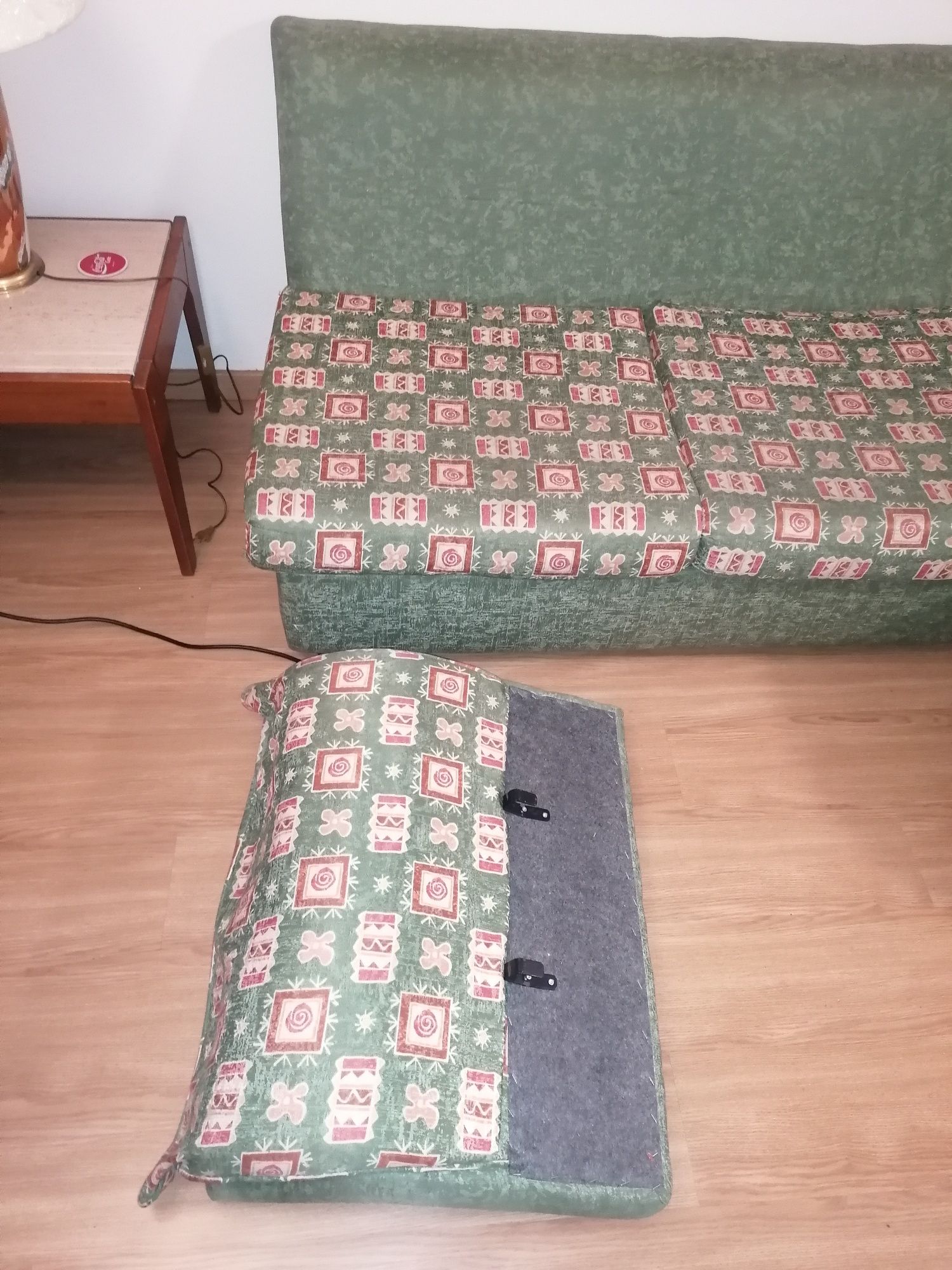 Sofá de canto com Chaise longue movível, com cama - almofadas incluída