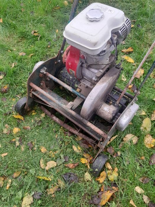 Kosiarka wrzecionowa z silnikiem Honda 6.5km