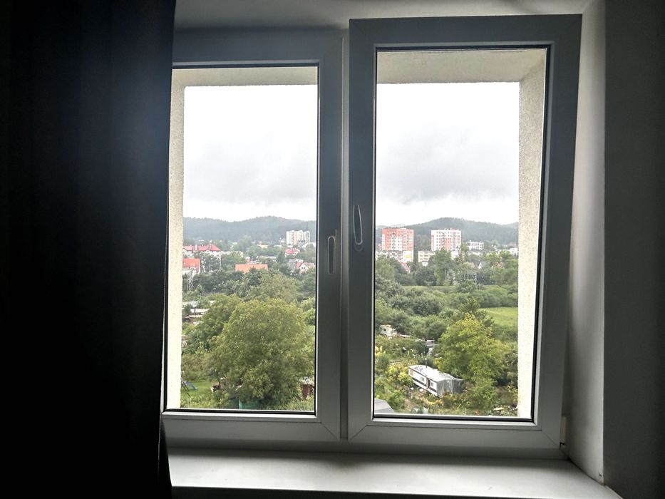 Wygodny pokój w znakomitej lokalizacji obok SKM