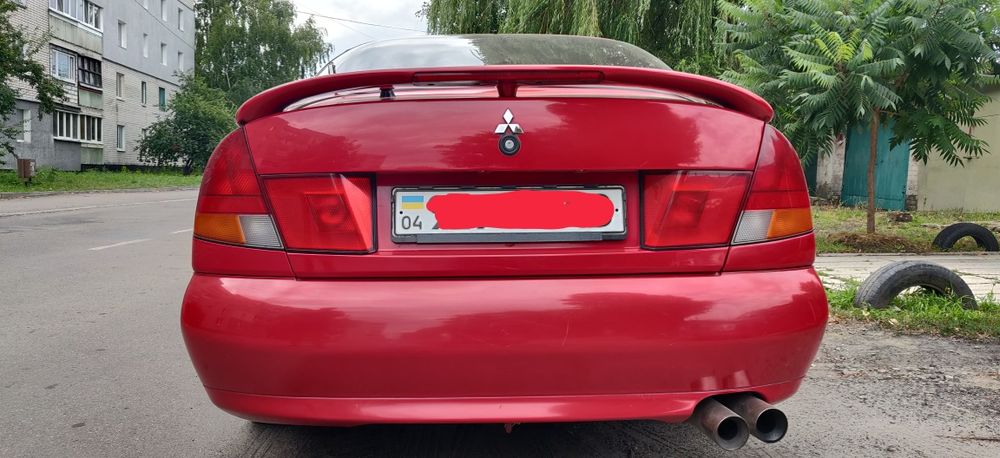 Mitsubishi Carisma 1.8

GDI