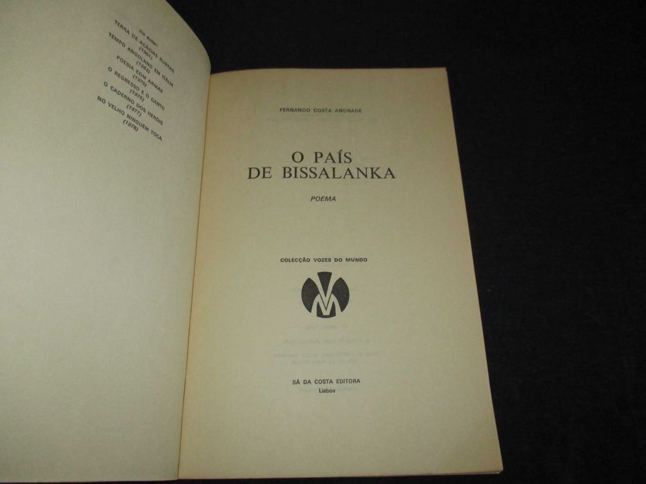 Livro O País de Bissalanka Costa Andrade