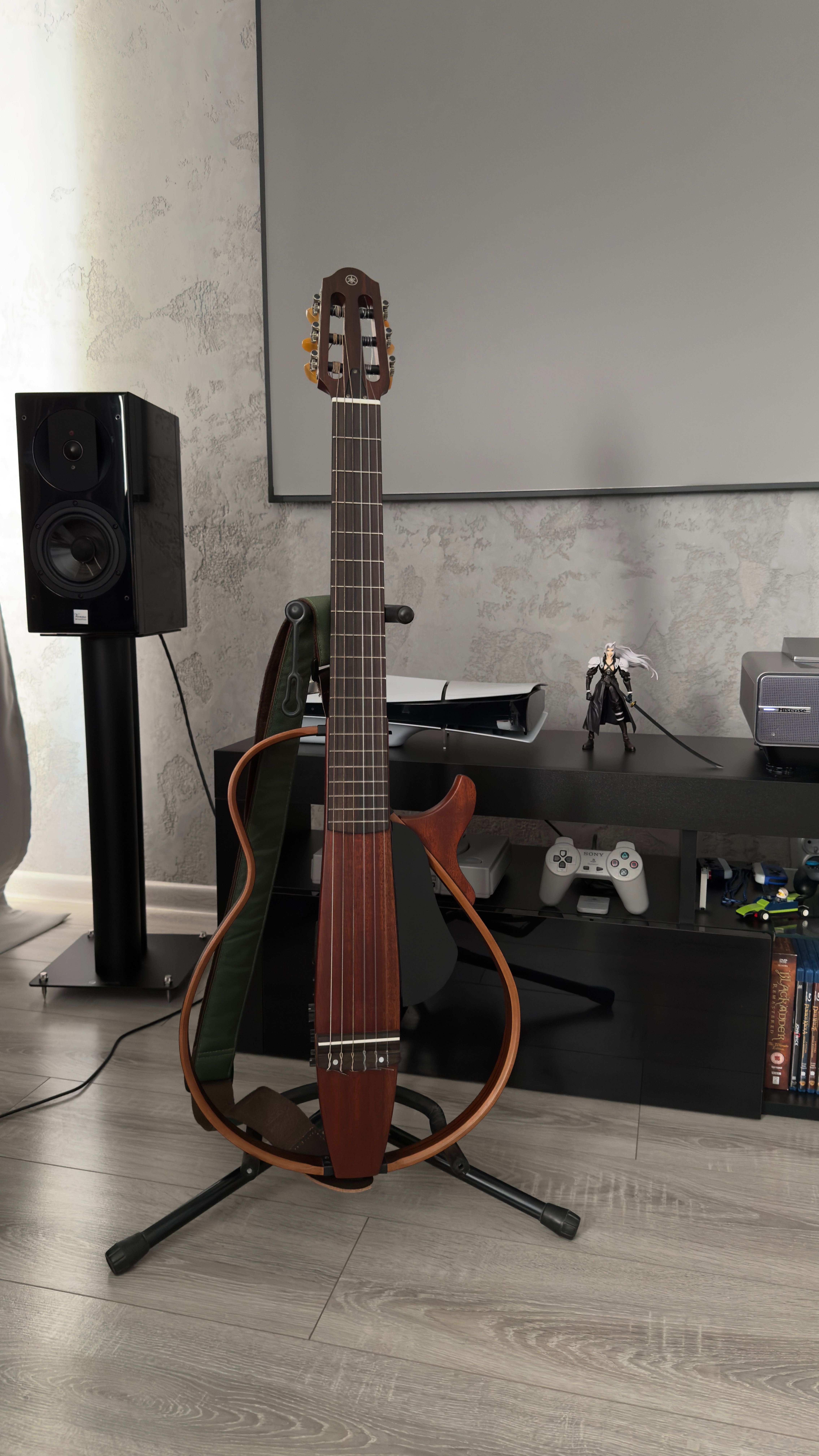 Gitara elektro- klasyczna Yamaha SLG200NT