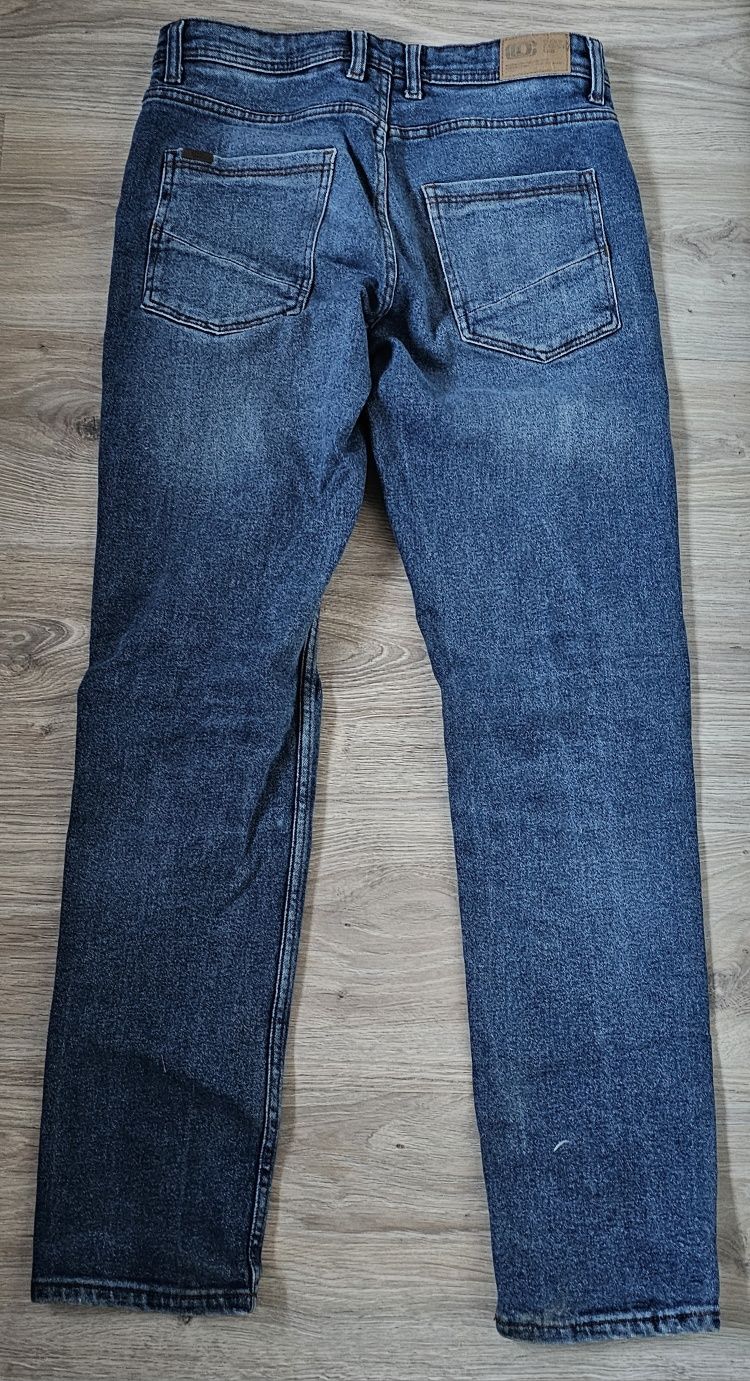 Spodnie jeansowe Cropp r.W28/L32