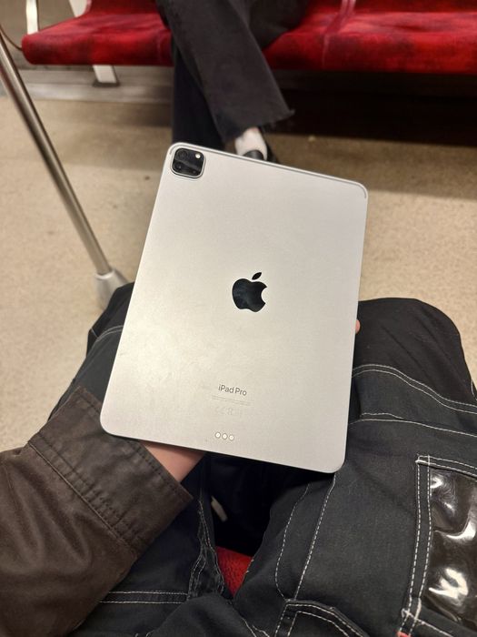 iPad Pro (11-calowy, 4. generacja)