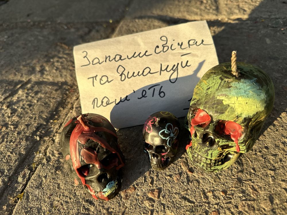 Свічки для вшанування памʼяті.