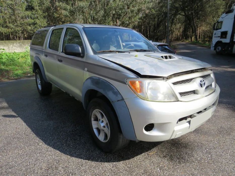 Toyota Hilux VII Pick-Up 2.5 D 4WD 4X4 (102cv) de 2007 - Peças Usadas (8915)