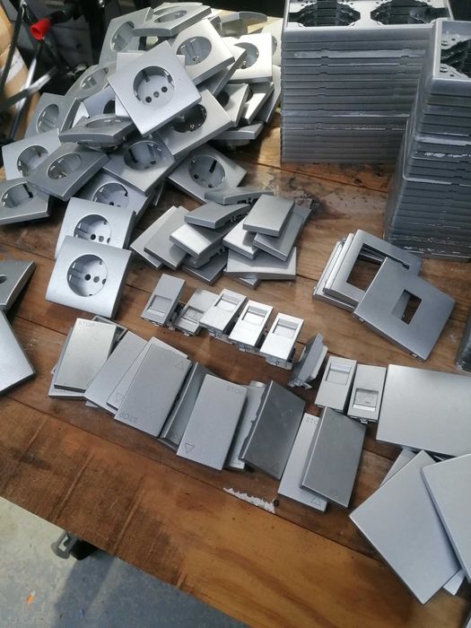 Aparelhagem  l Efapel usado cor  cinza espelhos e centros mais teclas